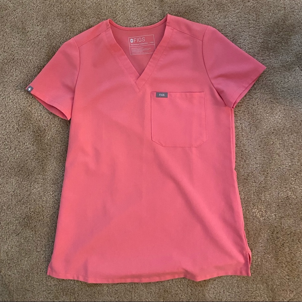 Catarina™ One-Pocket Scrub Top